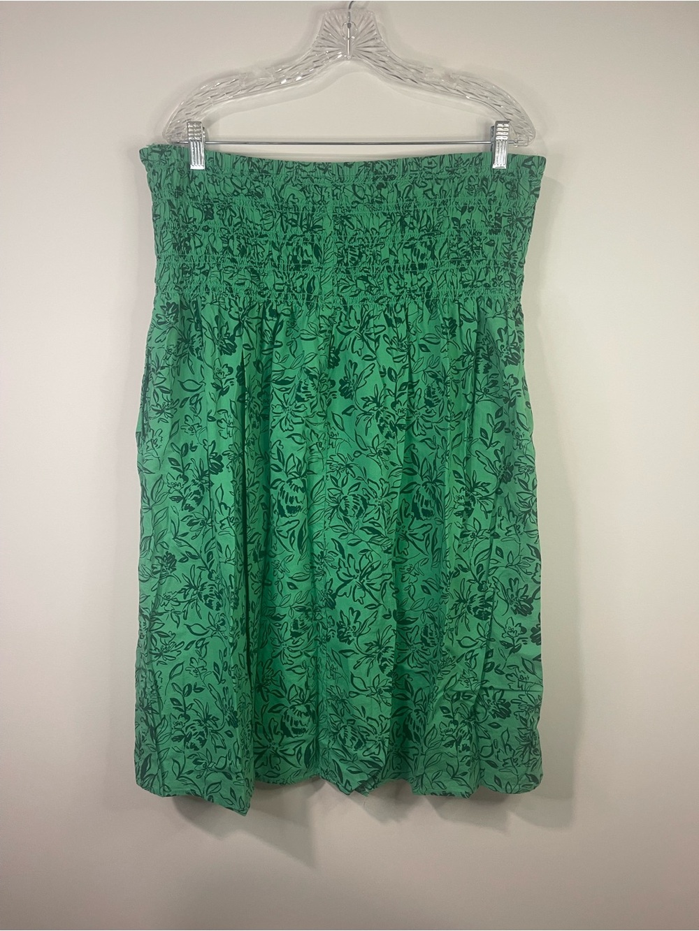 Ingrid & Isabel Green Floral Smocked Midi Skirt has pockets